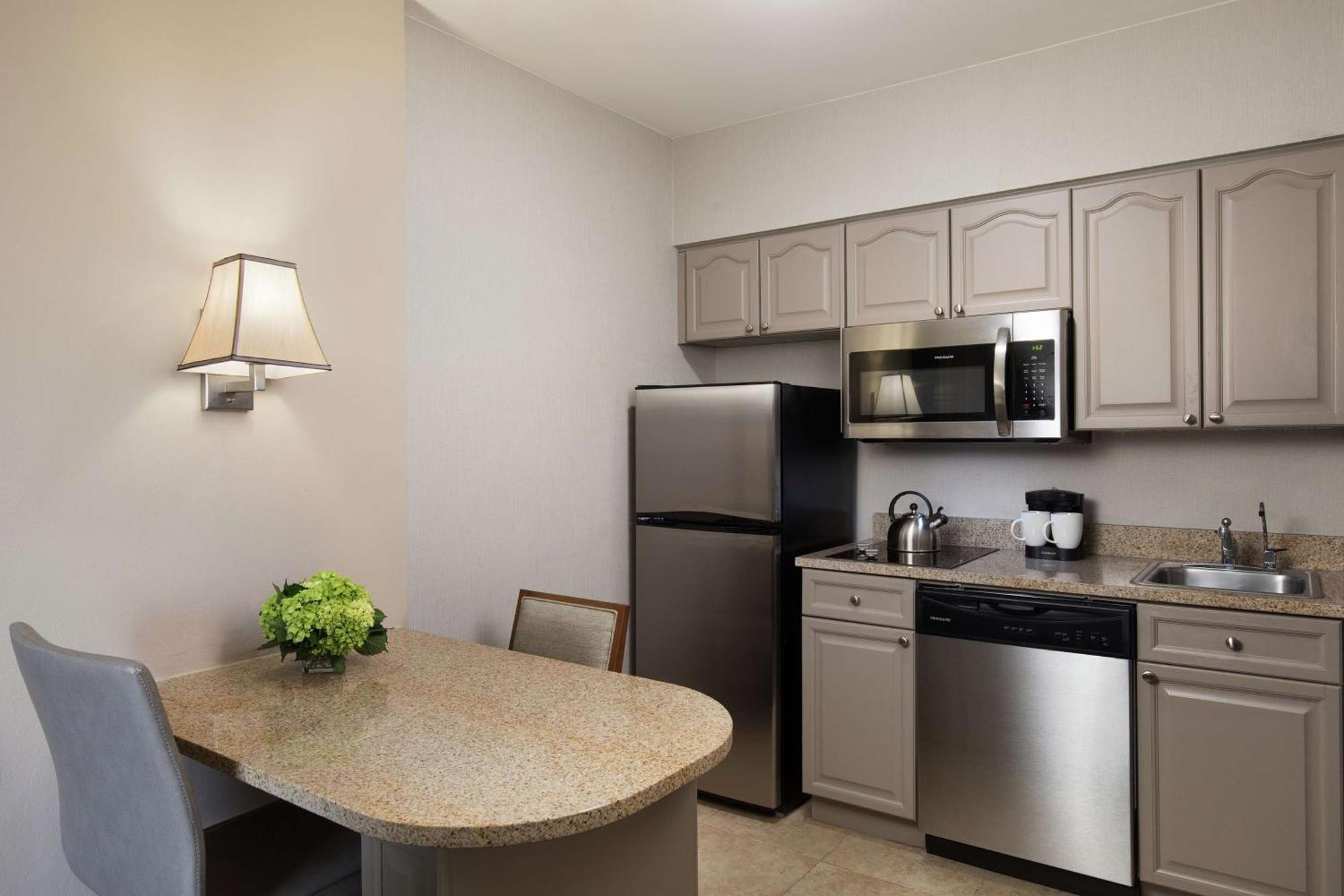 Homewood Suites By Hilton Lubbock Exteriör bild