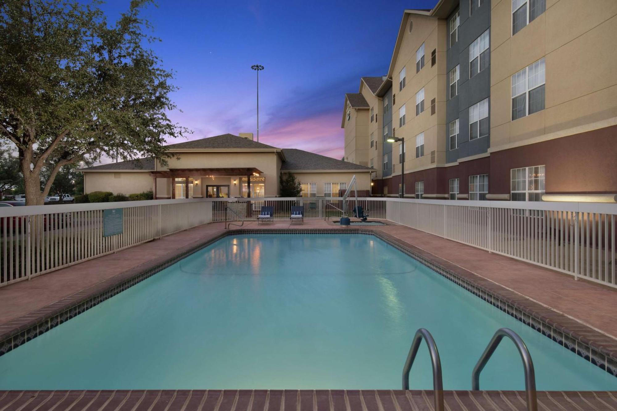 Homewood Suites By Hilton Lubbock Exteriör bild
