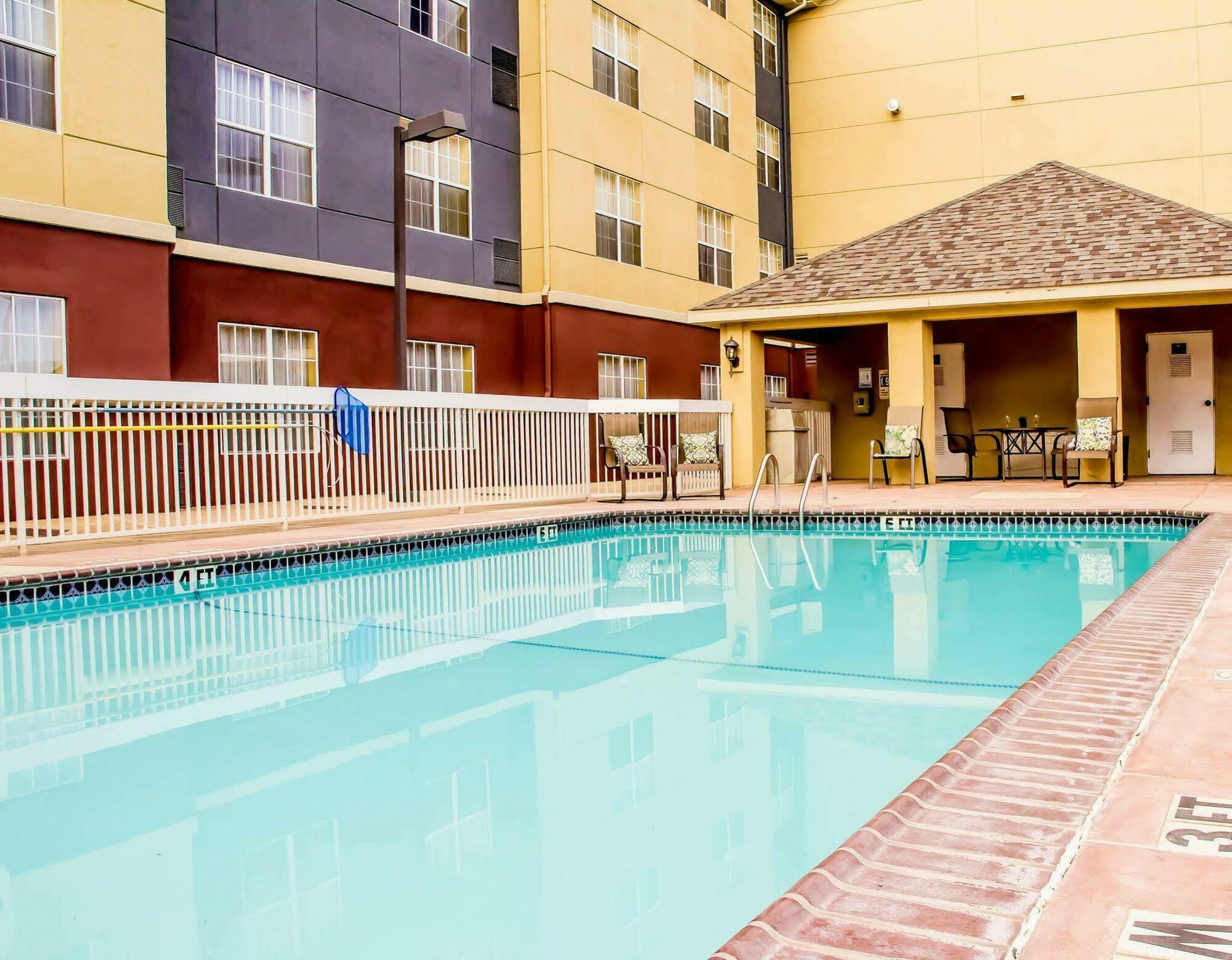 Homewood Suites By Hilton Lubbock Exteriör bild